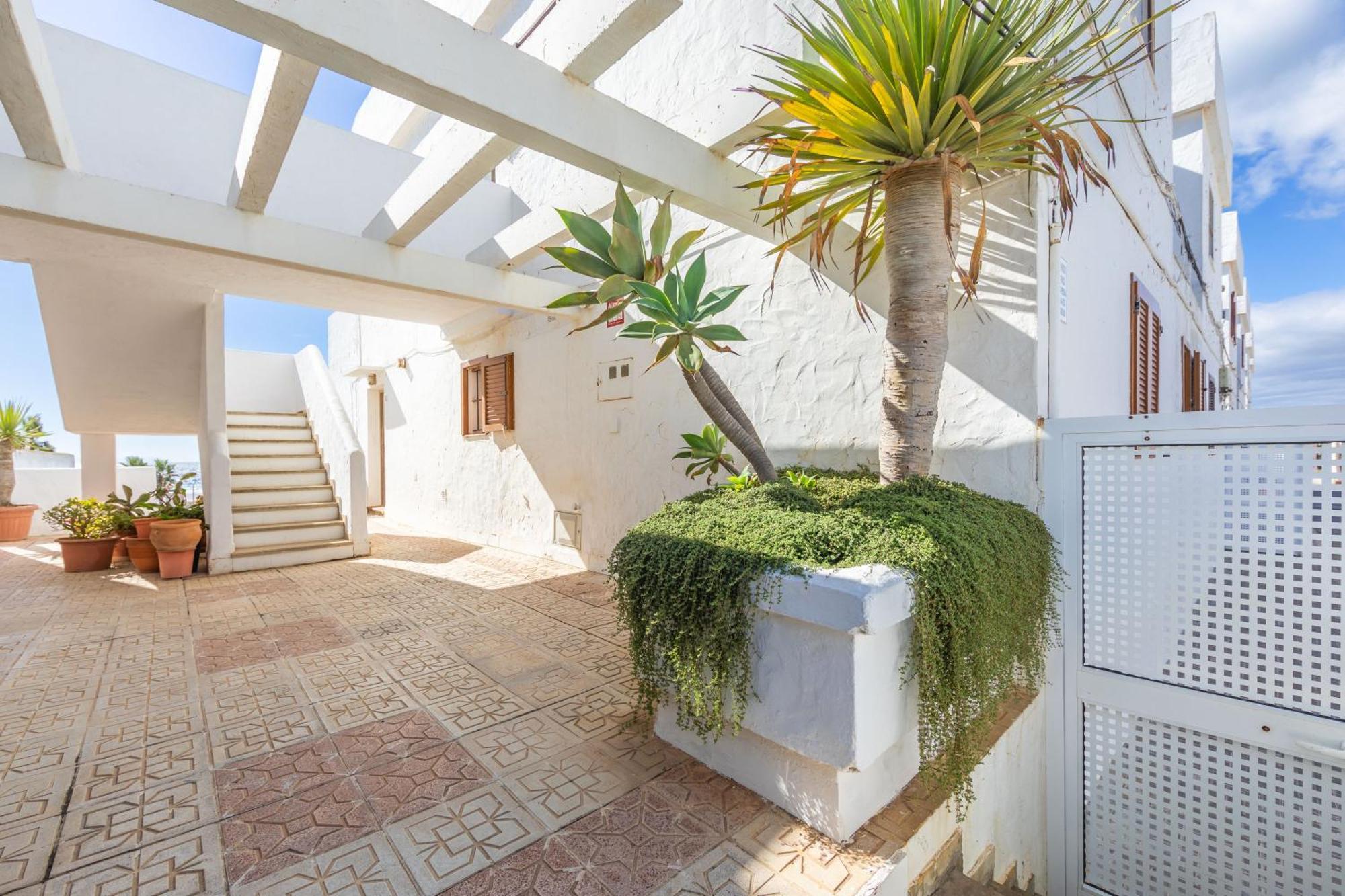 טריפה Los Lances Beach Apartments מראה חיצוני תמונה