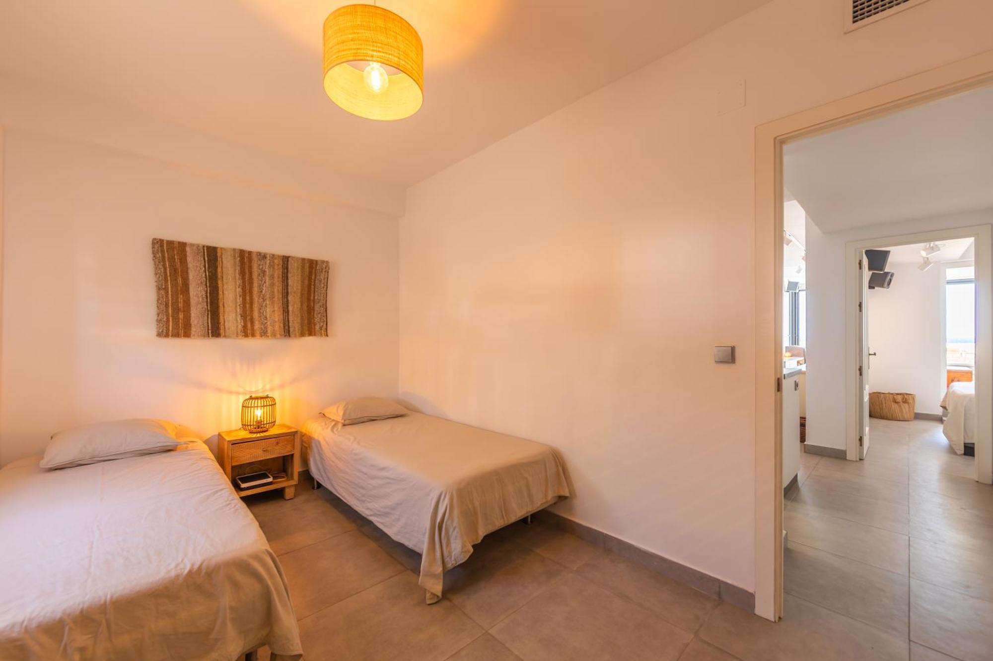 טריפה Los Lances Beach Apartments מראה חיצוני תמונה