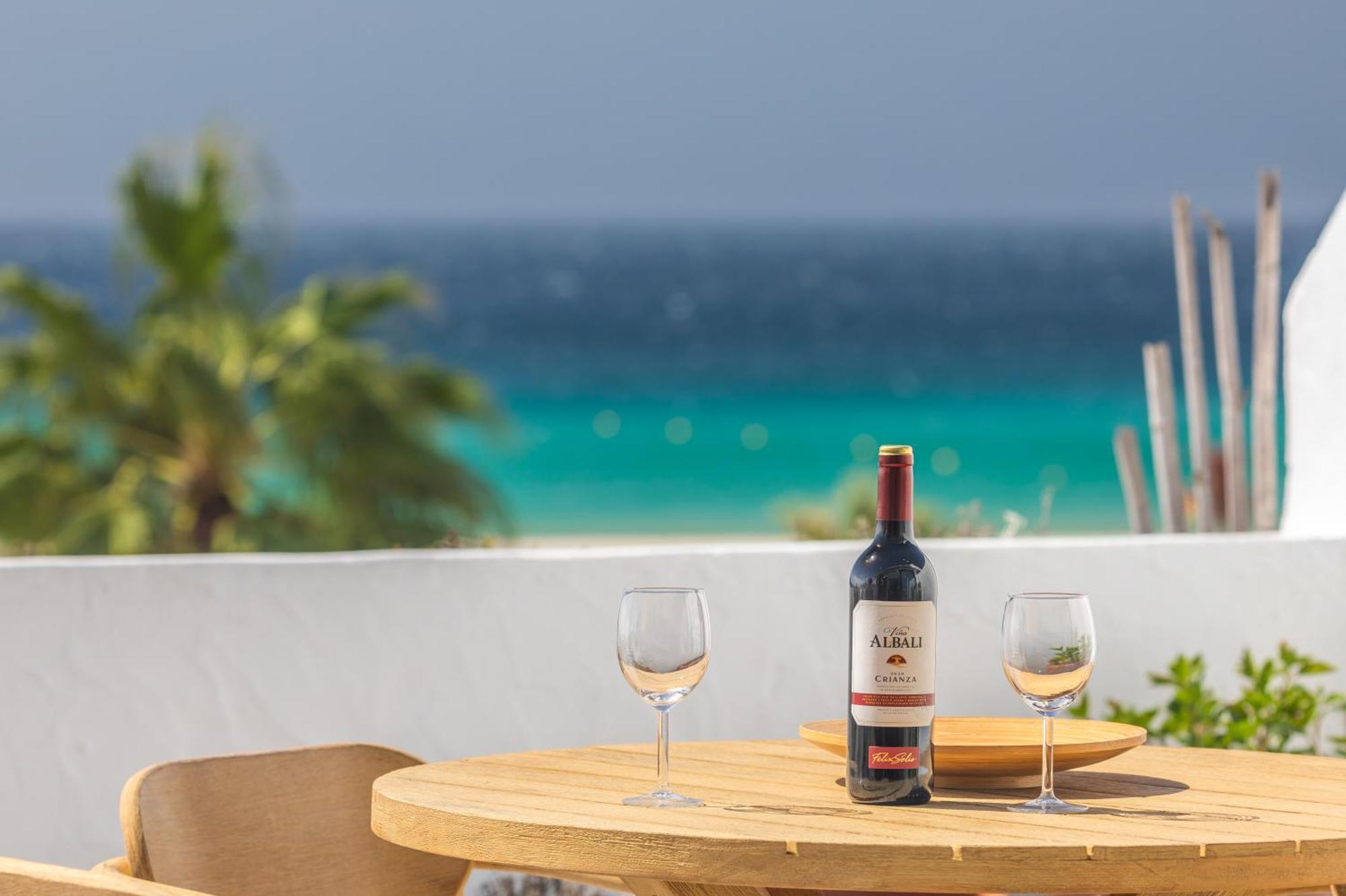 טריפה Los Lances Beach Apartments מראה חיצוני תמונה